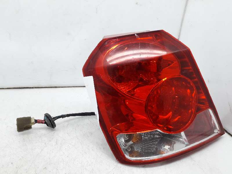 Feu arrière gauche F14S3 96540268 de Chevrolet Aveo / kalos hatchback (t200) 2003-0 83 CV con 70615 km