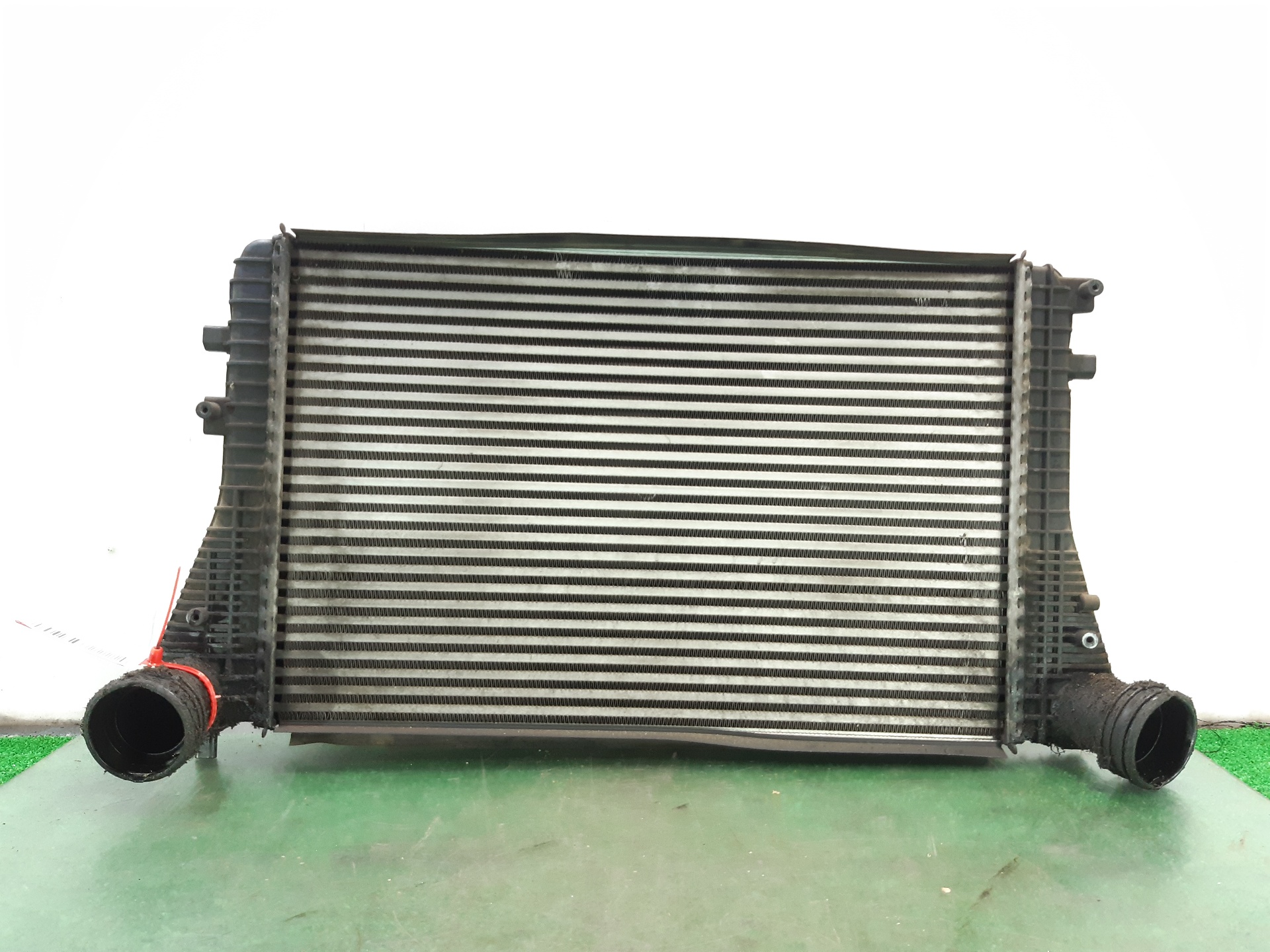 VOLKSWAGEN Golf 5 generation (2003-2009) Radiator intercooler 1K0145803T 22465700