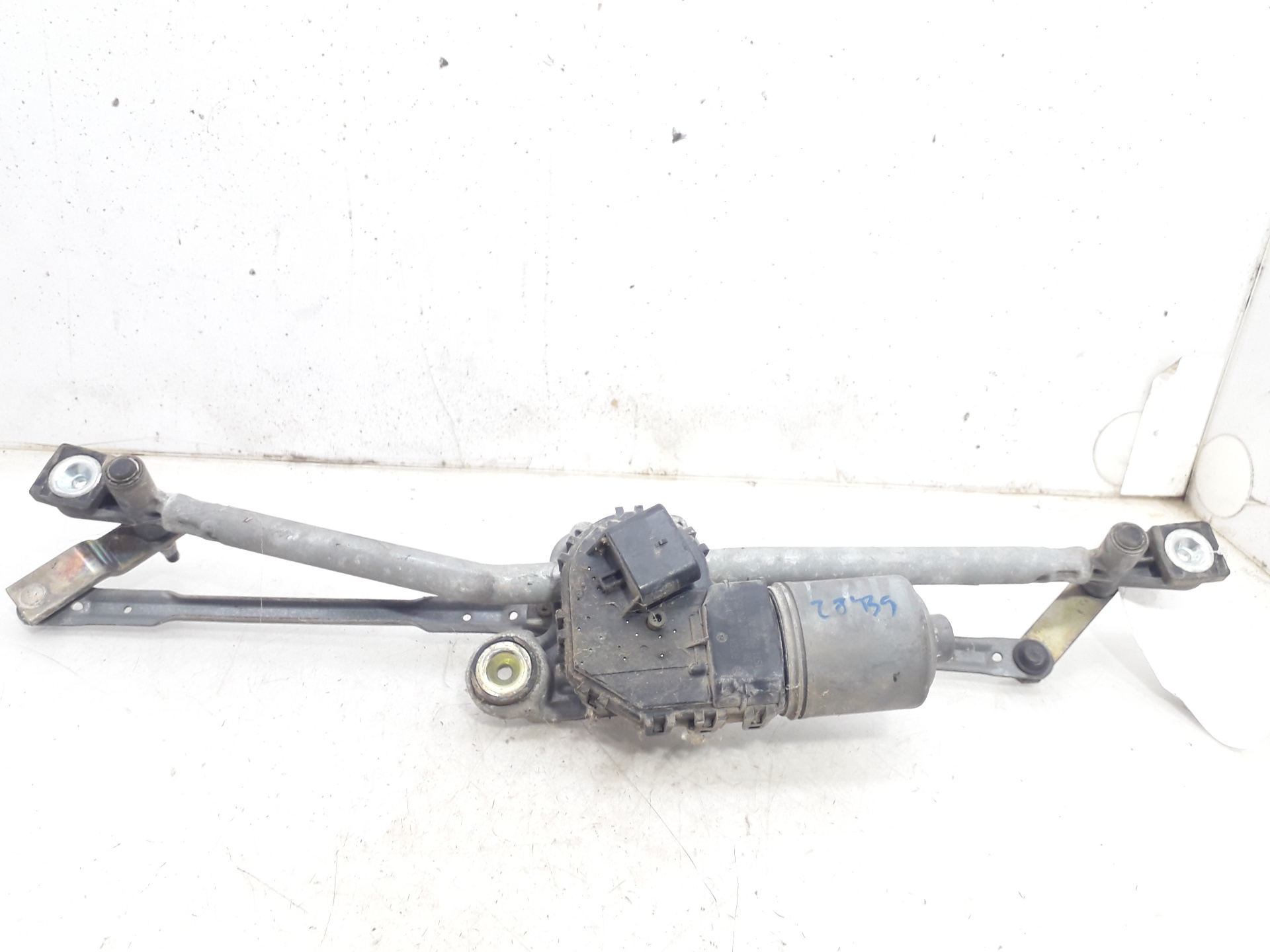 FORD Mondeo 3 generation (2000-2007) Front Windshield Wiper Mechanism 1S7117508AD 22439515