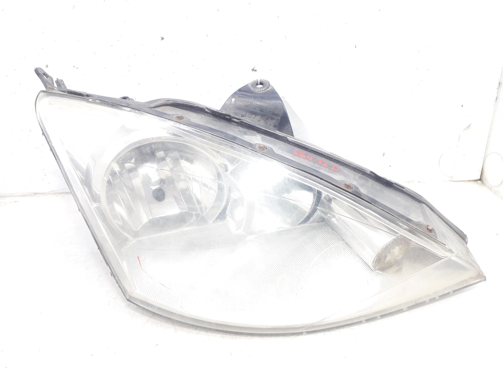 FORD Focus 1 generation (1998-2010) Front Right Headlight 2M5113100BD 22440087