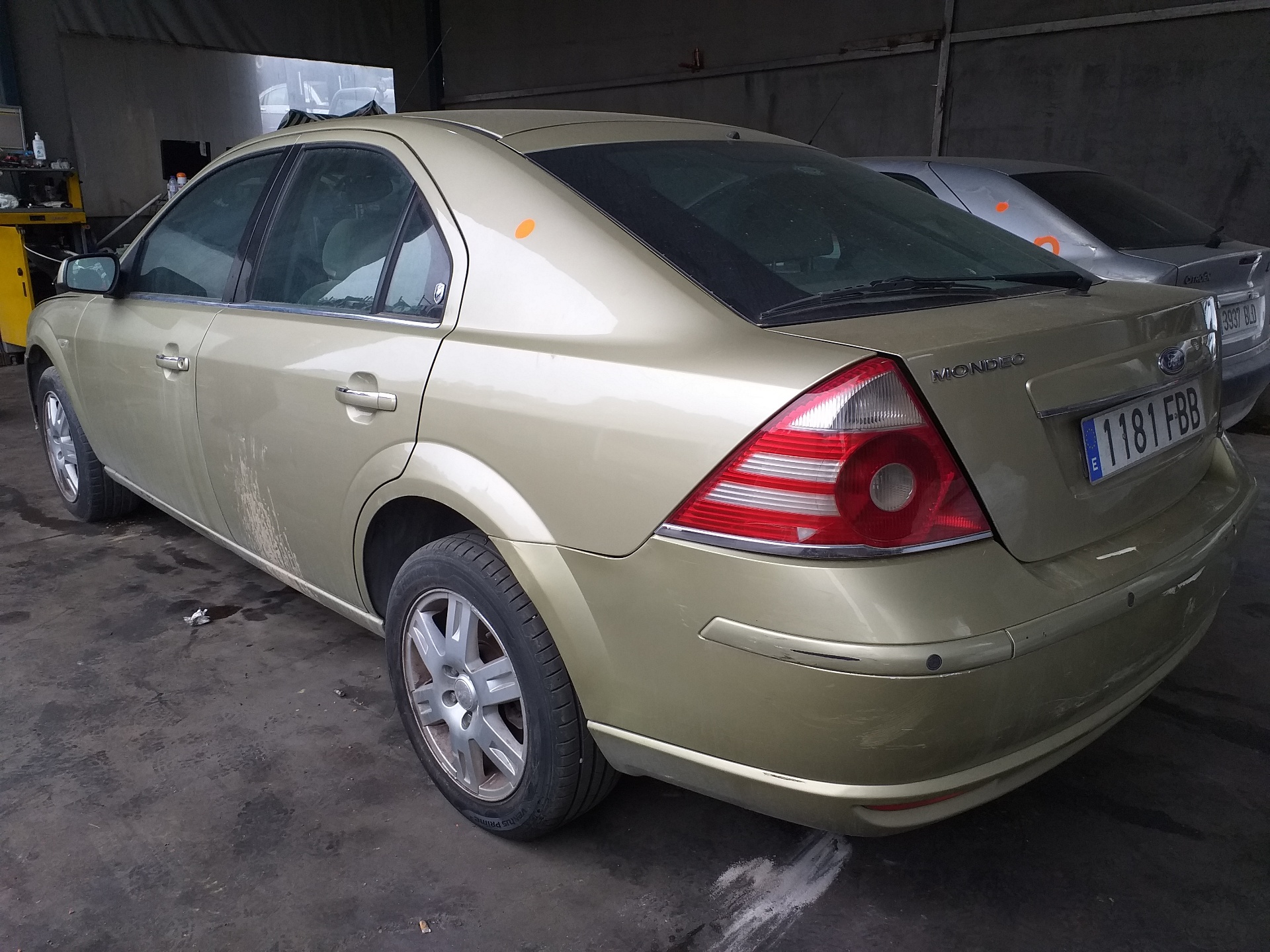 FORD Mondeo 3 generation (2000-2007) Priekinių valytuvų mechanizmas (trapecija) 1S7117504AF 24045588