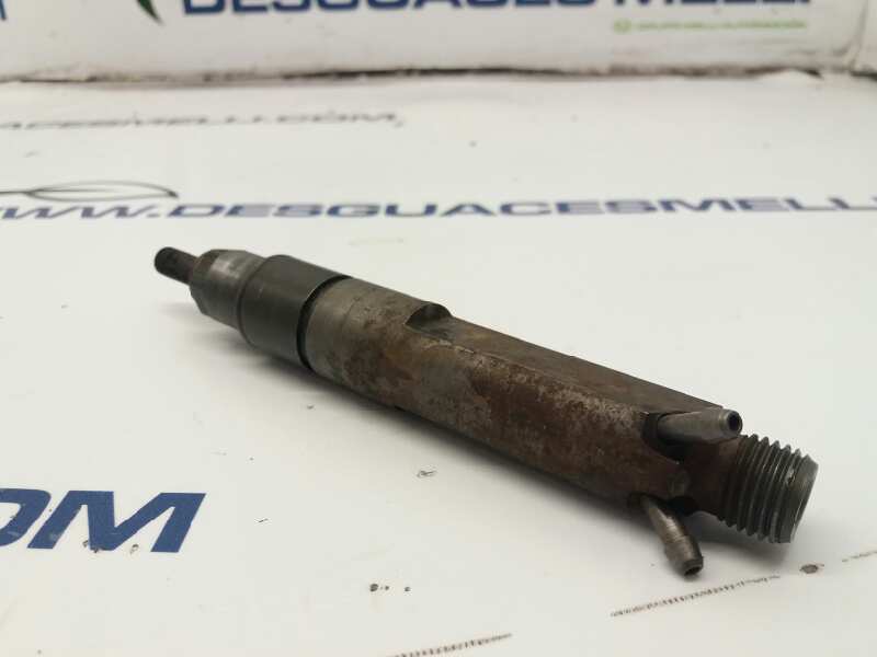 SEAT Cordoba 1 generation (1993-2003) Fuel Injector 038130201G 20169245