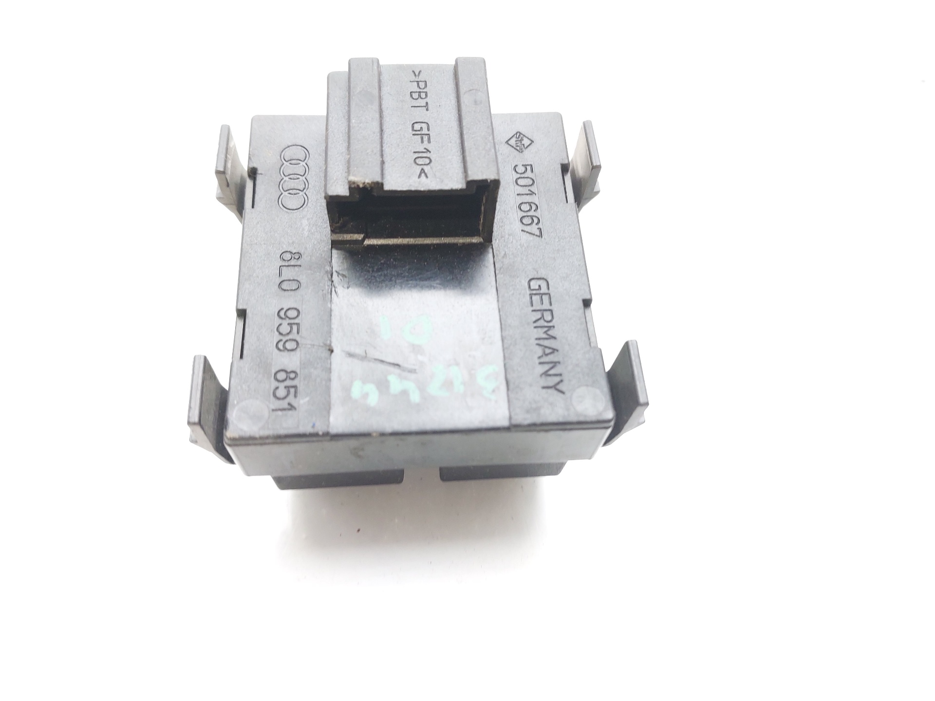 AUDI A3 8L (1996-2003) Front Left Door Window Switch 8L0959851 23032042