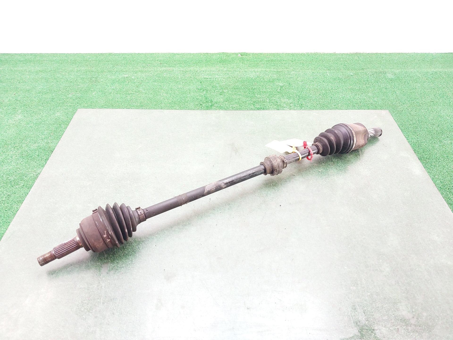 SEAT Micra K12 (2002-2010) Front Right Driveshaft 39100AY10A 21087991