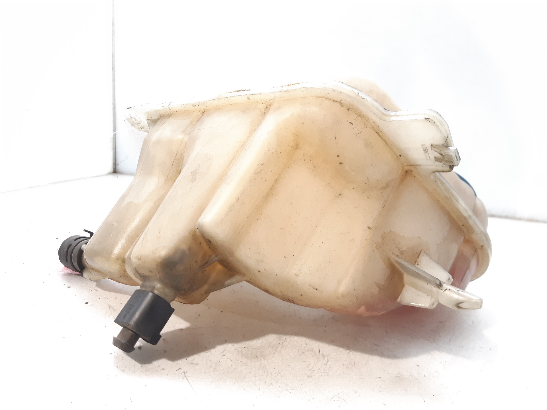 TOYOTA A6 C6/4F (2004-2011) Ekspansjonstank 4F0121403N 18762572