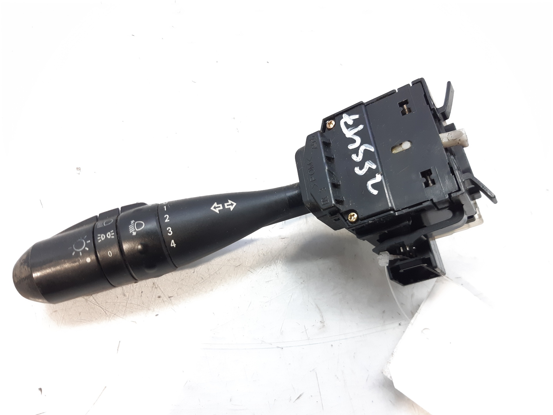 MITSUBISHI Colt 6 generation (2002-2013) Headlight Switch Control Unit 7722057400 18743620