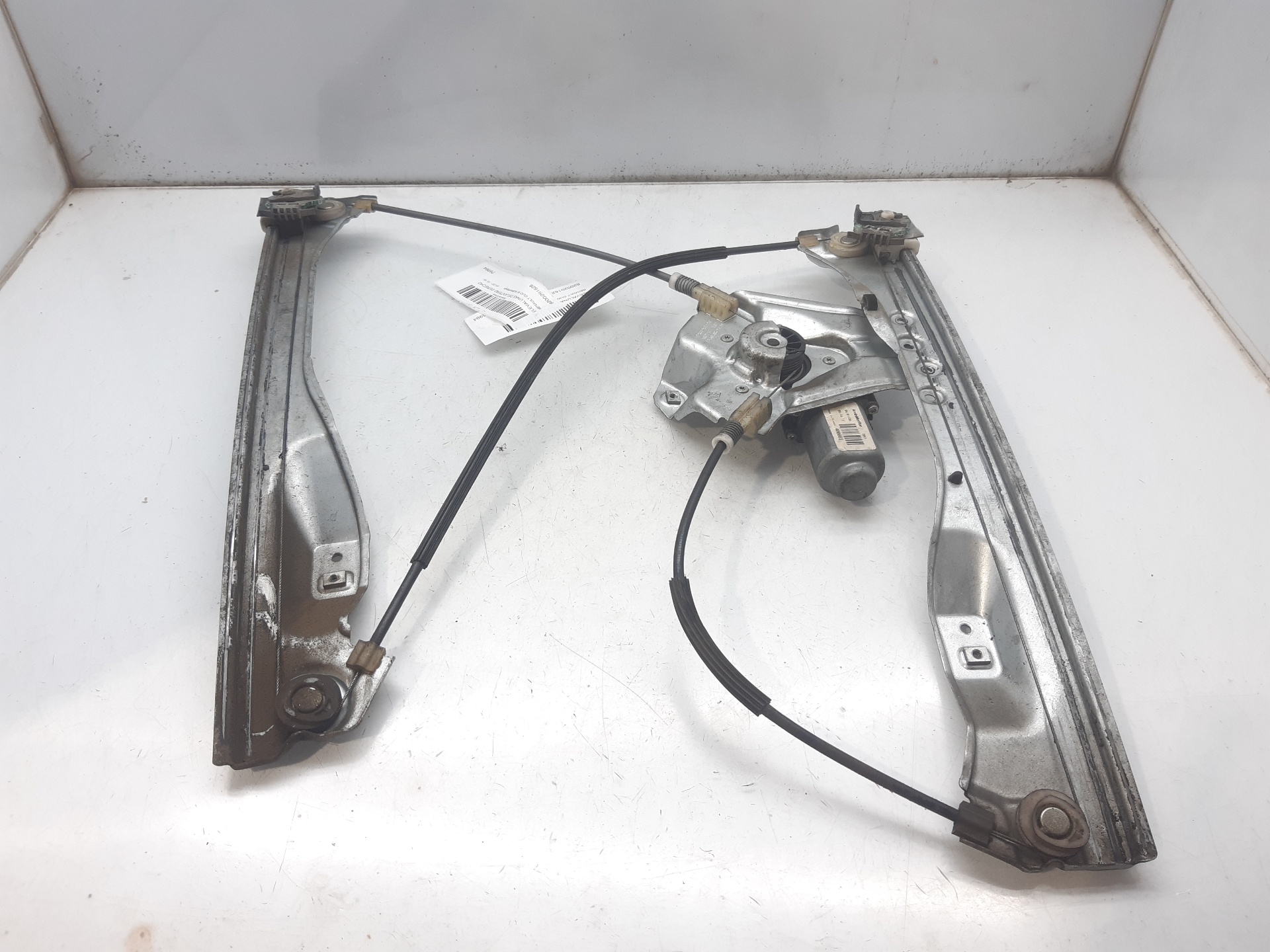 RENAULT Clio 3 generation (2005-2012) Front Right Door Window Regulator 8200291628 24043980