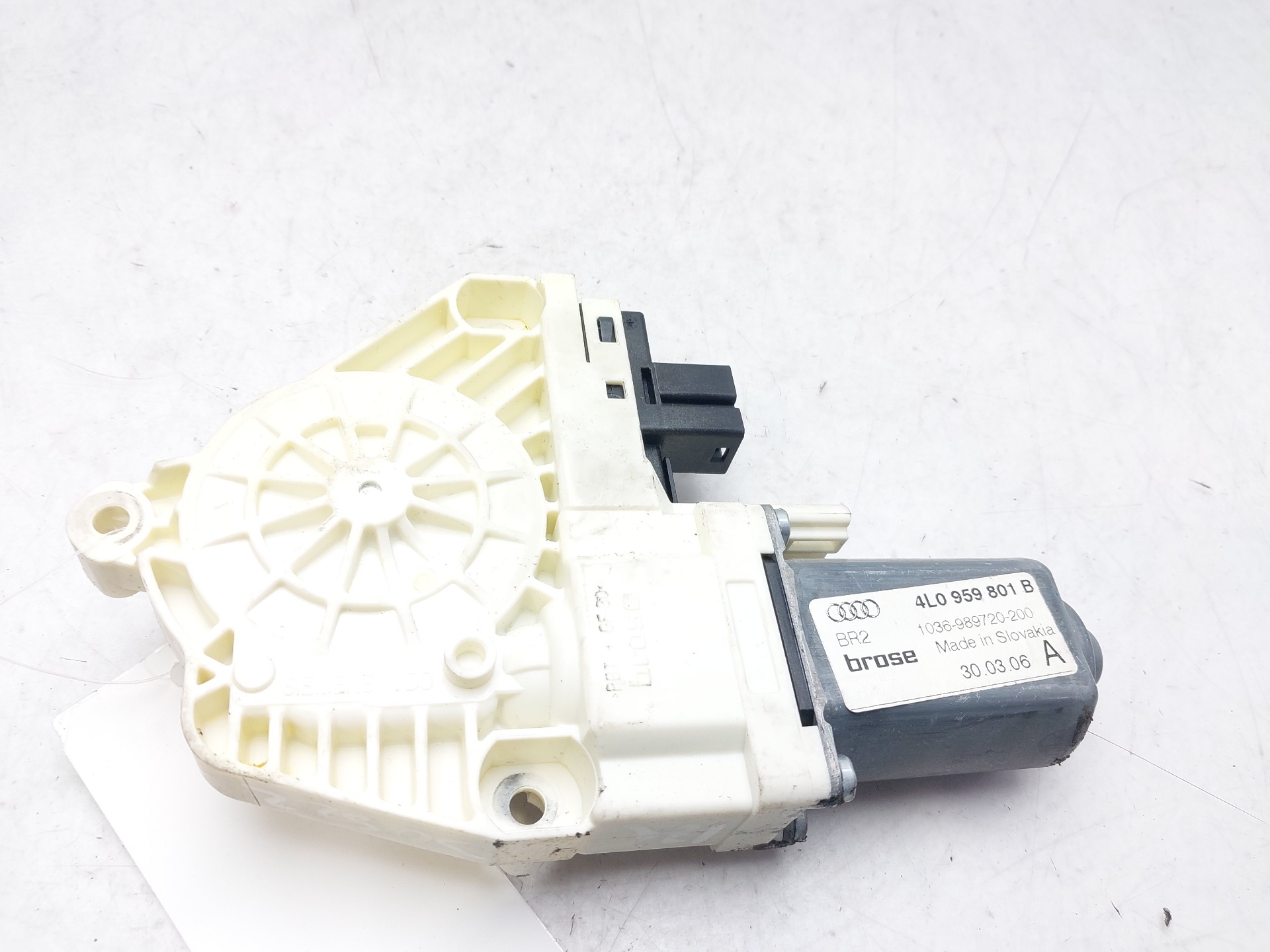 AUDI Q7 4L (2005-2015) Rear Left Door Window Control Motor 4L0959801B 20793720