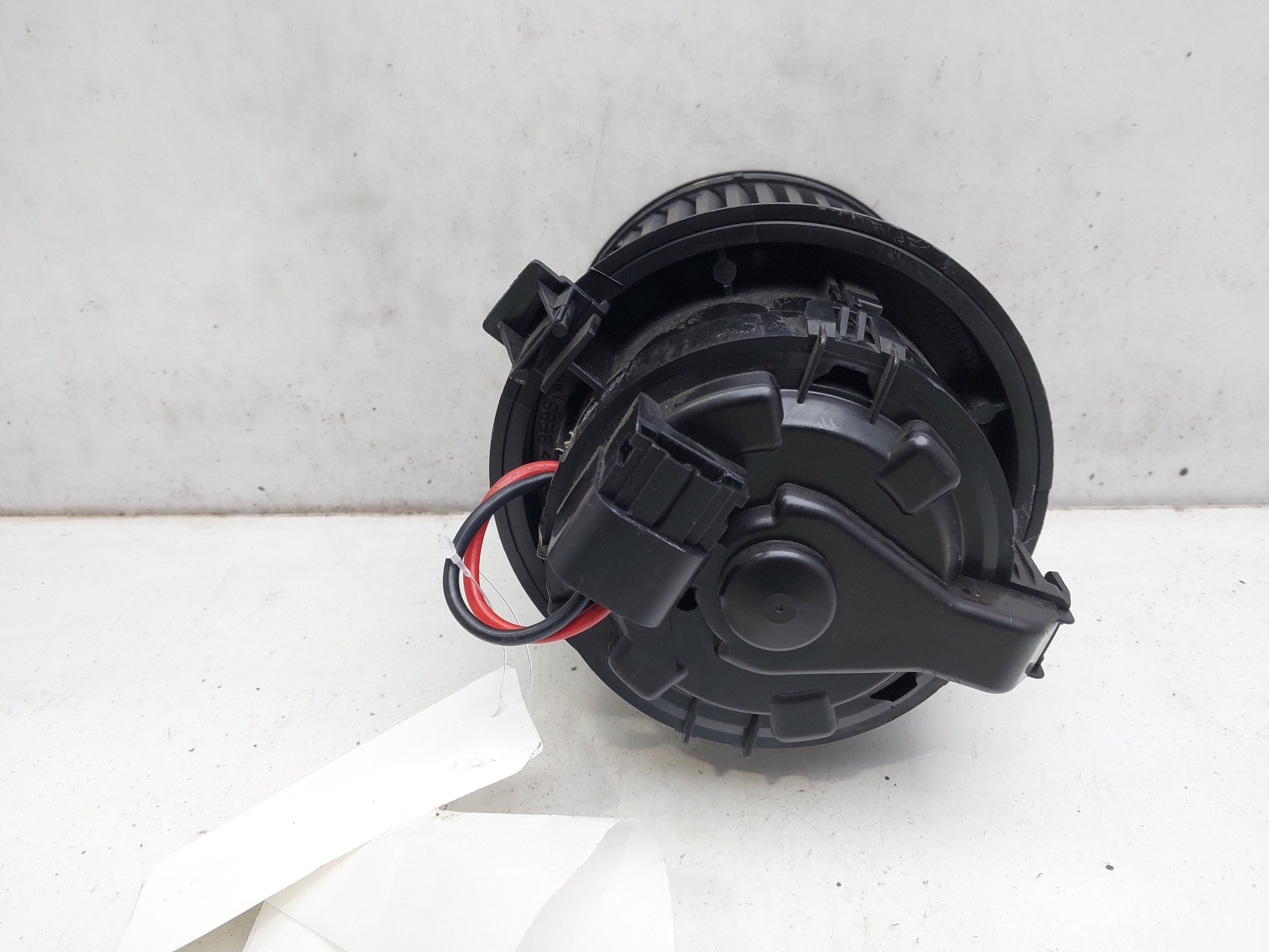 PEUGEOT 208 Peugeot 208 (2012-2015) Ventilateur de chauffage 1608182080 22916595