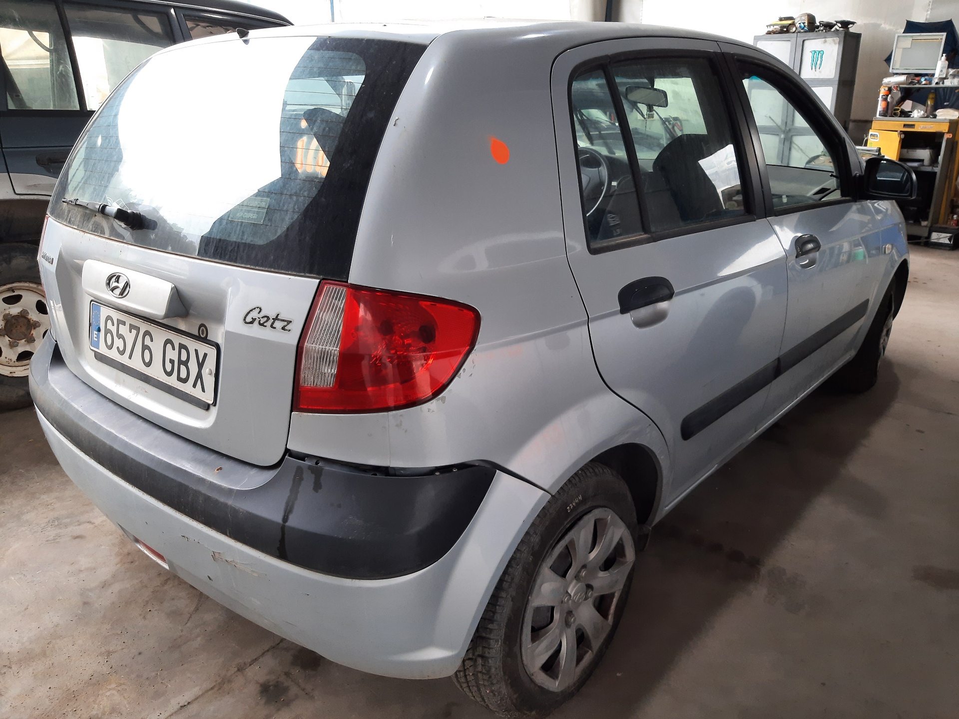 HYUNDAI Getz 1 generation (2002-2011) Priekšējā stikla tīrītāja mehānisms 981001C100 21693373