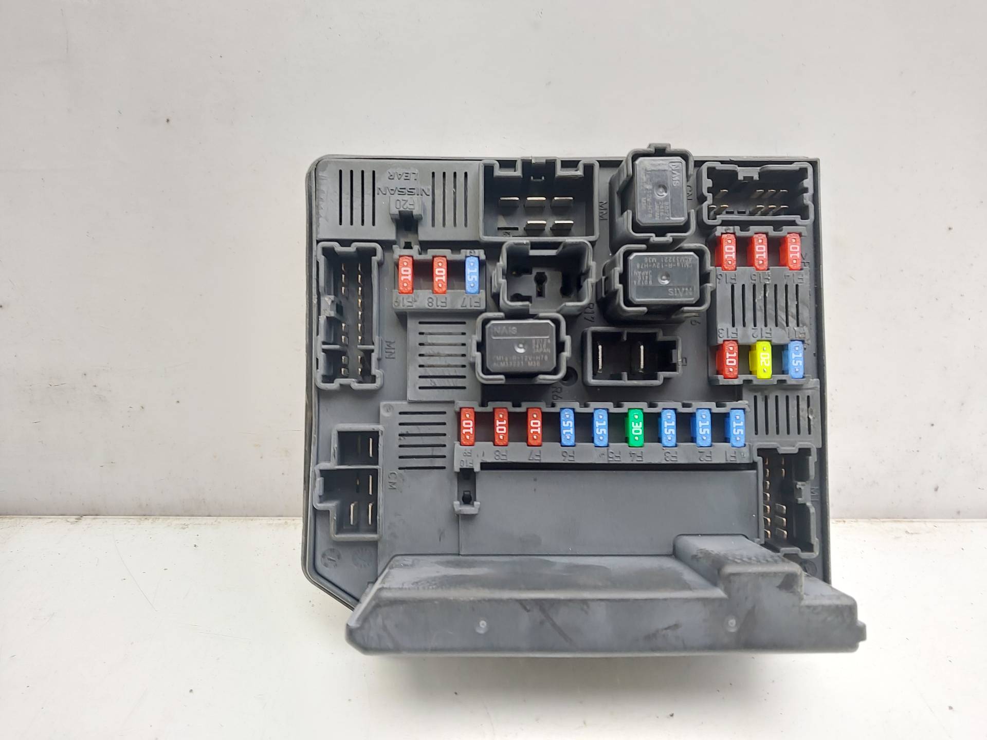 NISSAN Qashqai 1 generation (2007-2014) Fuse Box 284B7JD00B 22979687