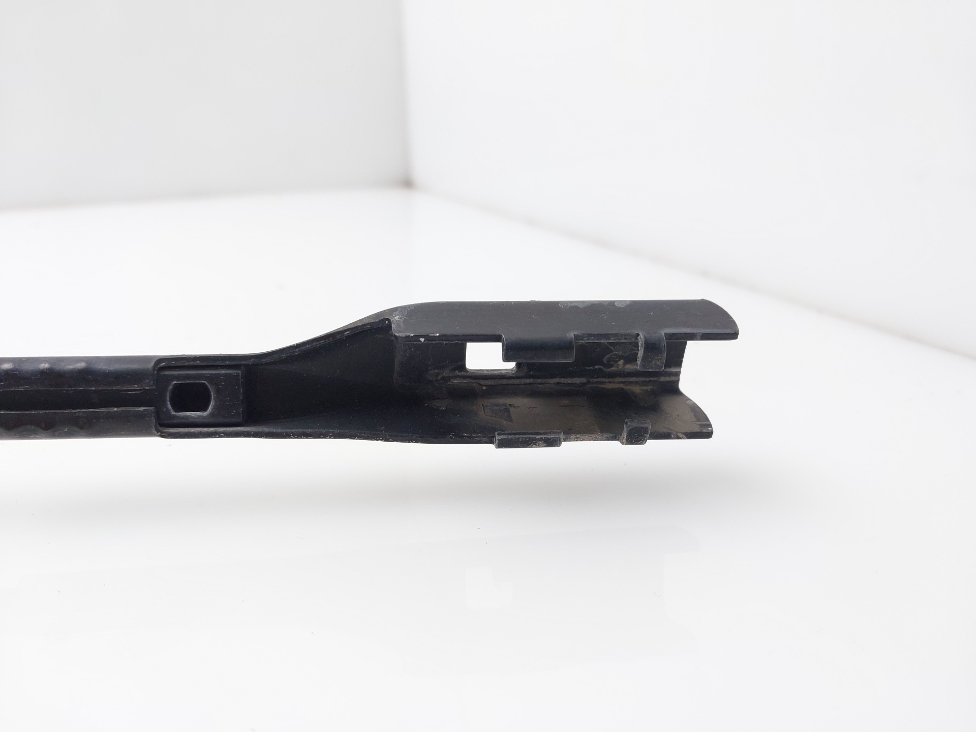 AUDI A6 C6/4F (2004-2011) Front Wiper Arms 8R1955408B 22496033