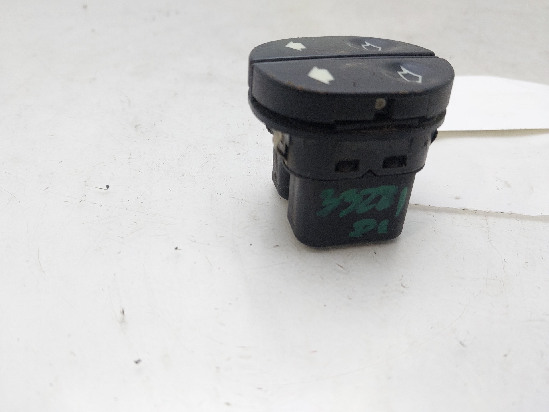 FORD Ka 1 generation (1996-2008) Front Left Door Window Switch 96FG14529BC 23723245