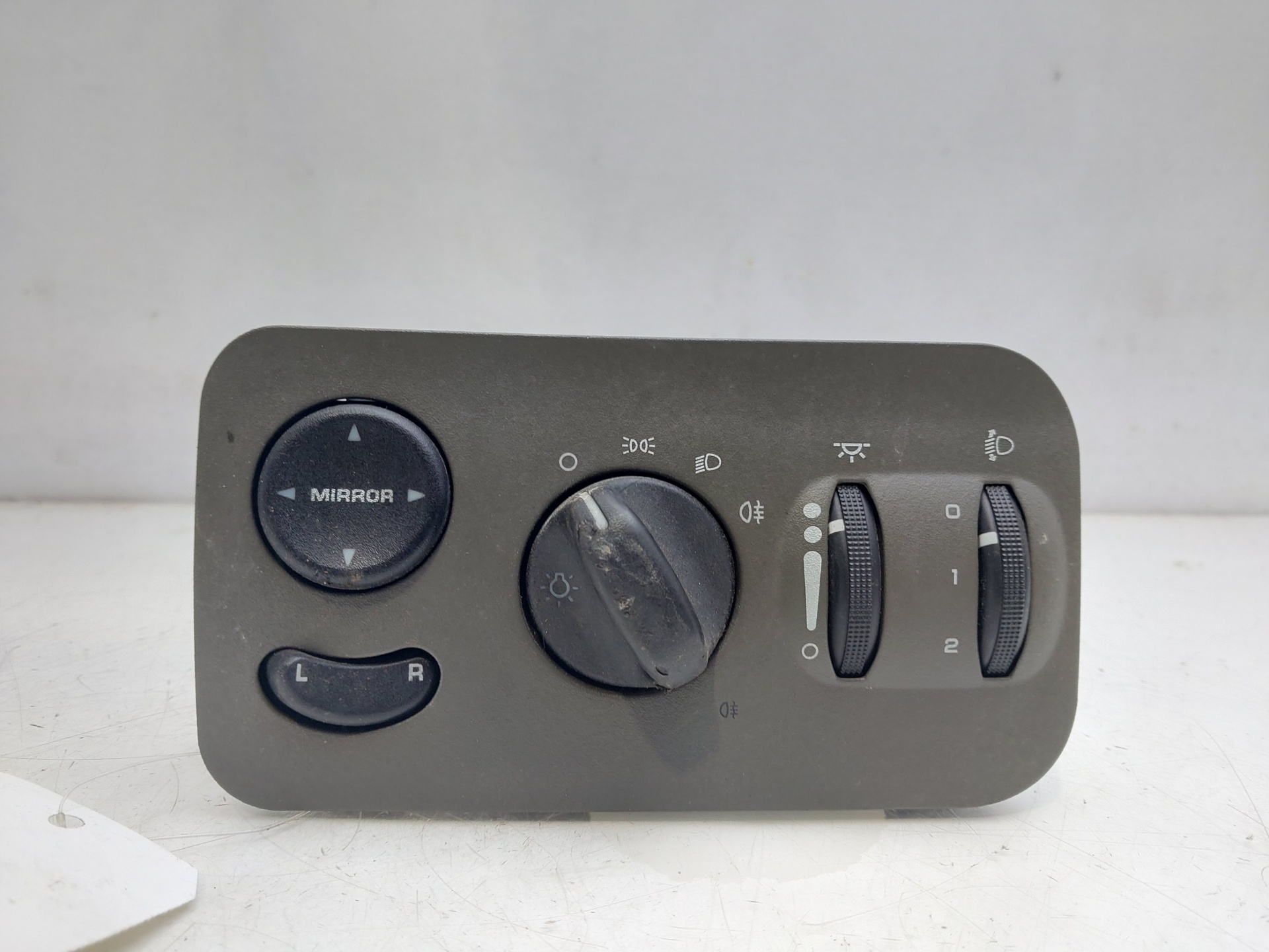 CHRYSLER Sebring 2 generation (2001-2007) Headlight Switch Control Unit 0ZL701L8AE 22610642
