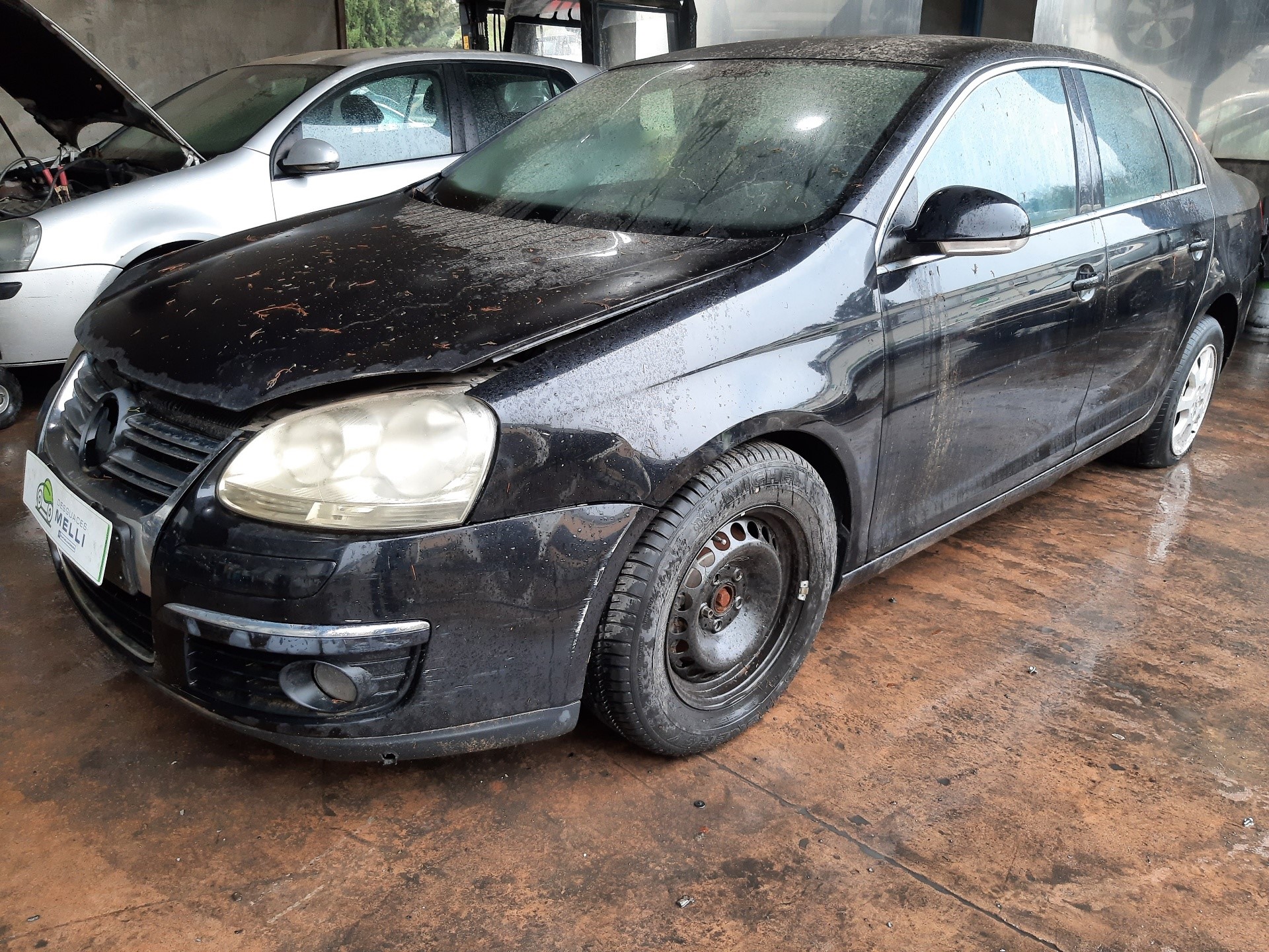 VOLKSWAGEN Jetta 5 generation (2005-2011) Aizmugurējo kreiso durvju loga pacēlāja motorīts 1K5839401B 24759739