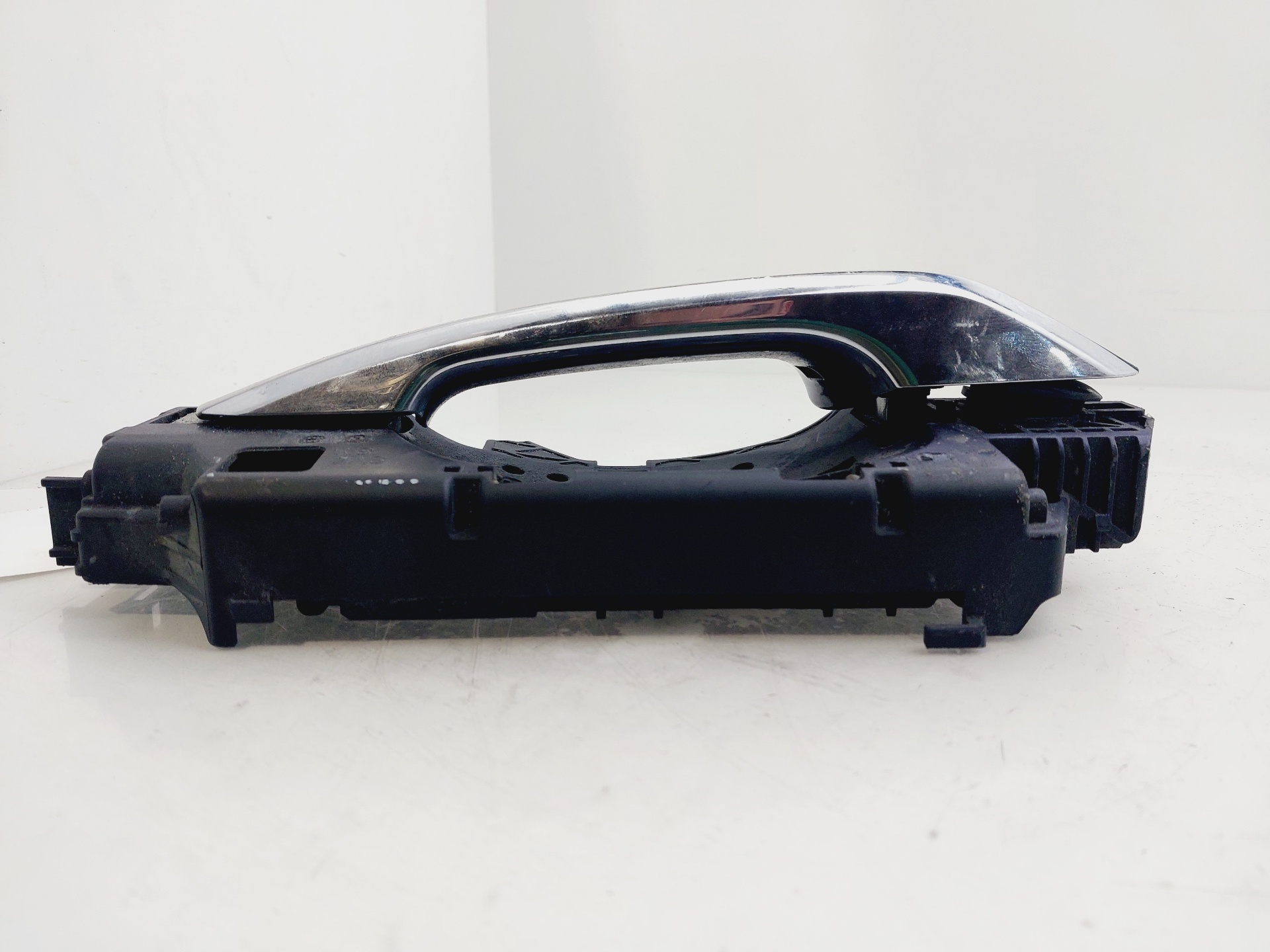 AUDI A4 B9/8W (2015-2024) Front Right Door Exterior Handle 8W0837812A 25583864