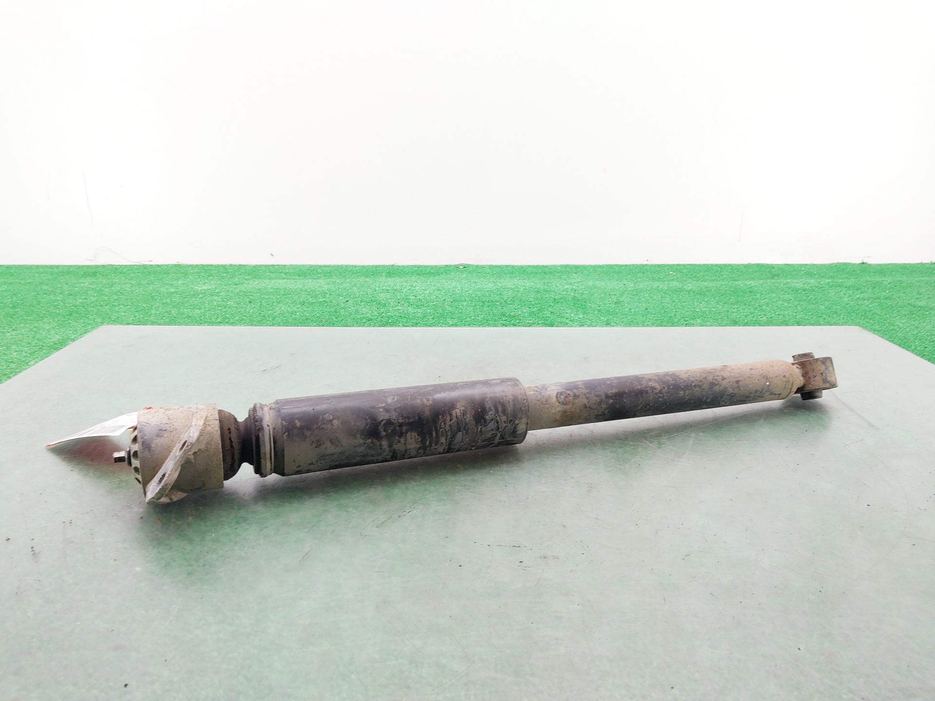 SEAT Cordoba 2 generation (1999-2009) Rear Right Shock Absorber 6Q0513025BH 23079685