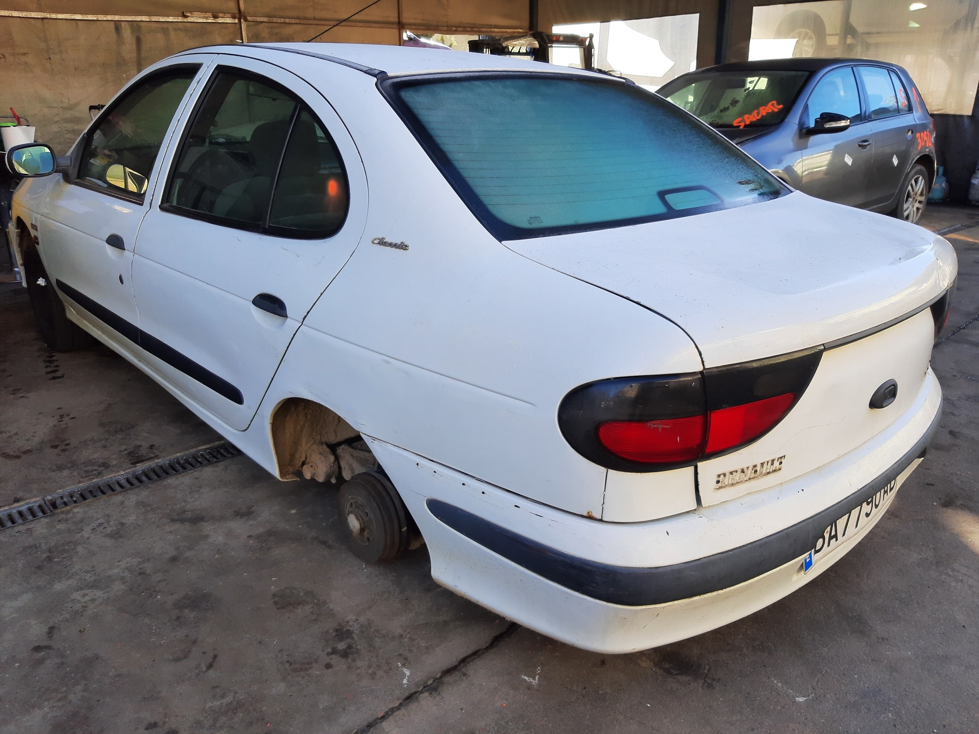 RENAULT Megane 2 generation (2002-2012) Priekinė dešinė stebulė 8200150223 23012379