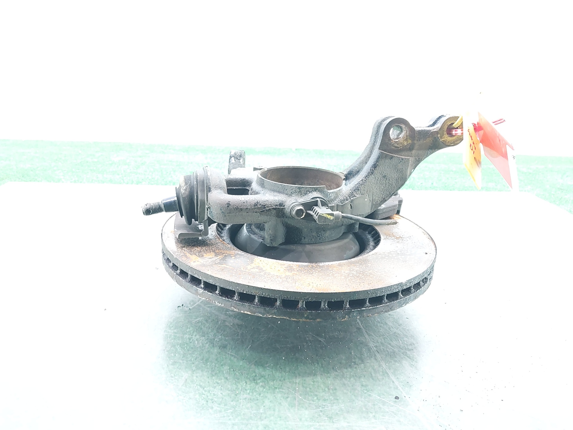 HYUNDAI i30 FD (1 generation) (2007-2012) Front Left Wheel Hub 517152H100 22574457