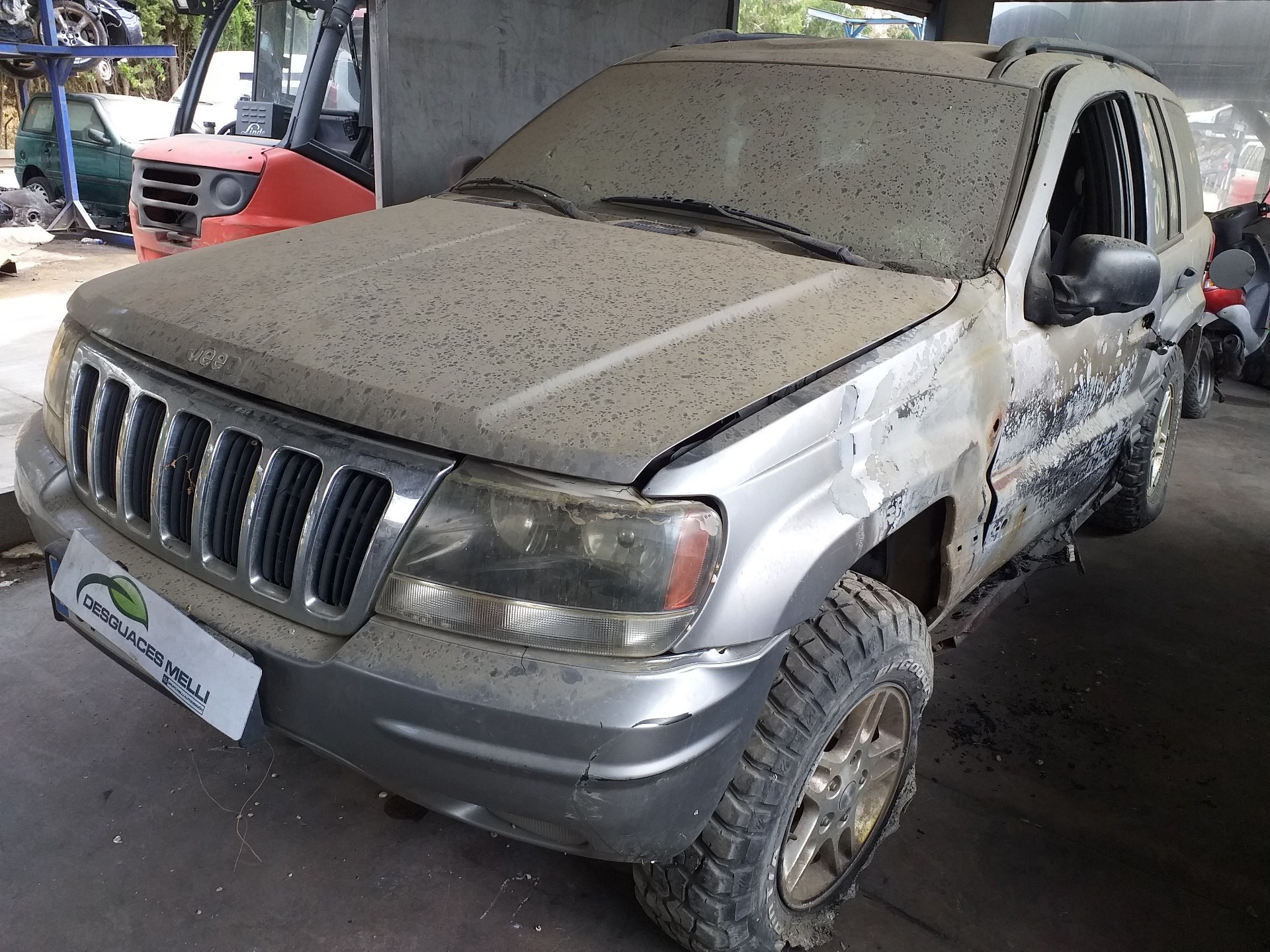 JEEP Grand Cherokee 2 generation (WJ) (1999-2004) Дверь задняя правая 55136700AG 18714280