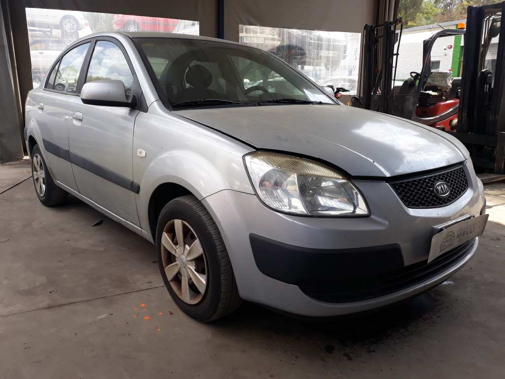 KIA Rio 2 generation (2005-2011) Стеклоподъемник передней левой двери 824011W020 18409929