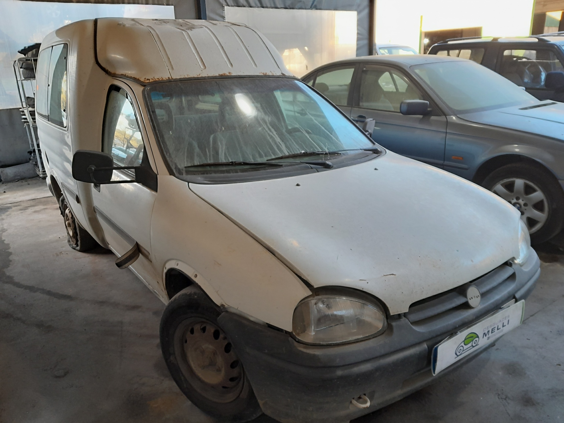 PEUGEOT Combo B (1993-2001) Jobb első sárvédő 90387049 23015096