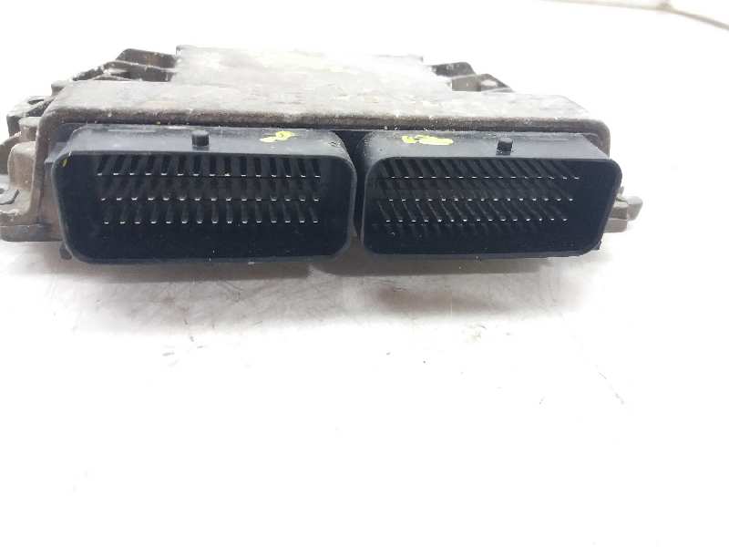 VAUXHALL Clio 3 generation (2005-2012) Engine Control Unit ECU 8200326395 24883537