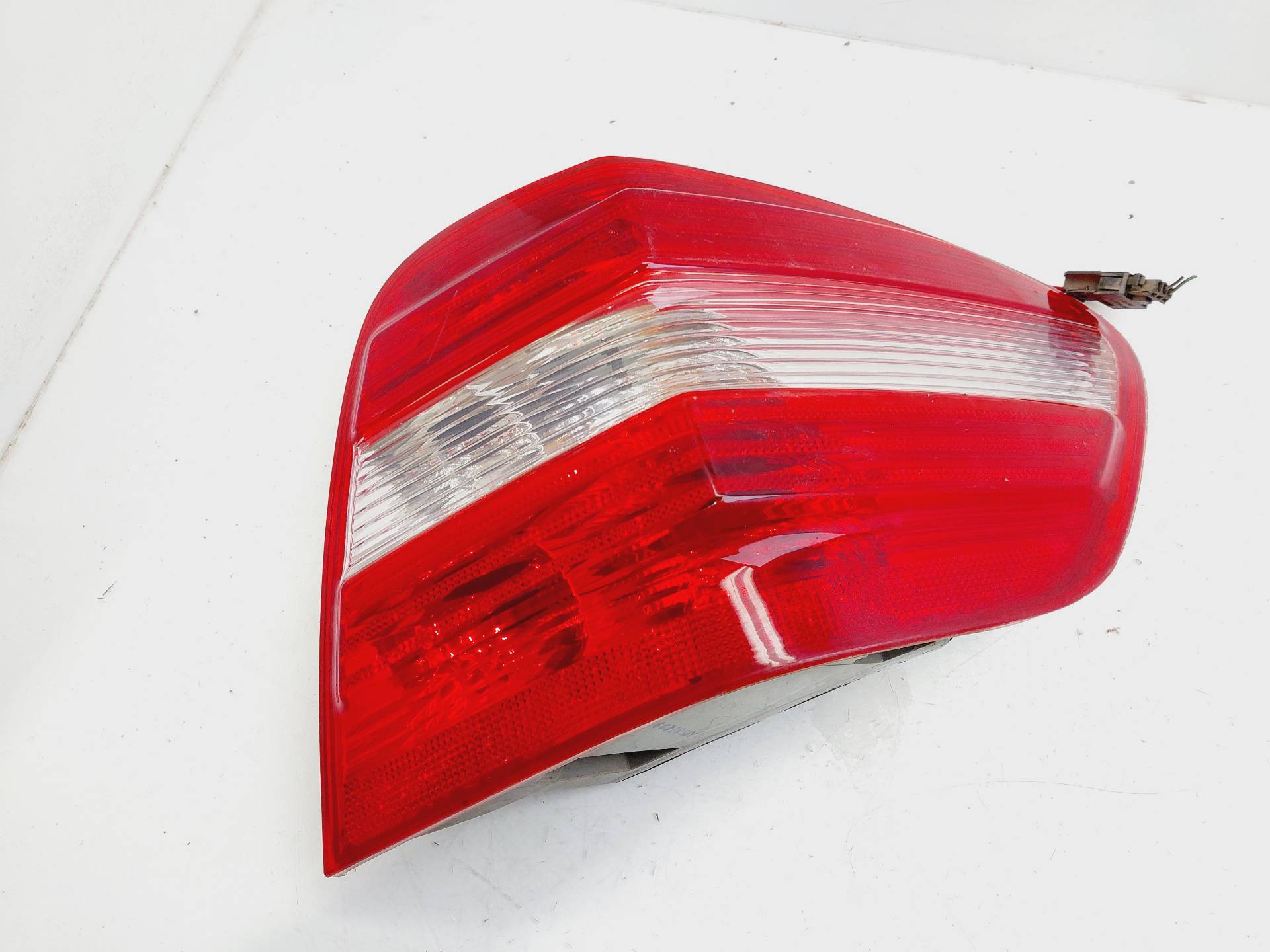 MERCEDES-BENZ M-Class W164 (2005-2011) Rear Right Taillight Lamp 1649061000 25424901