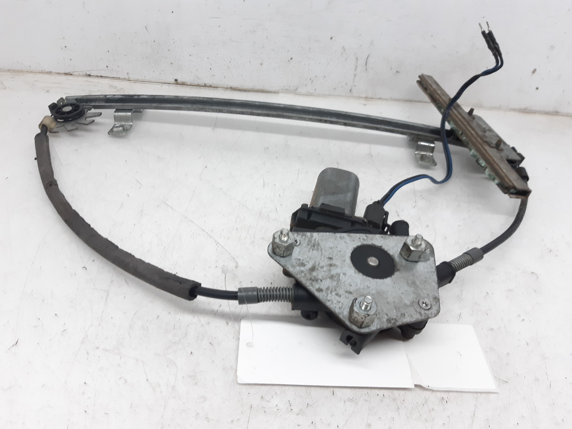 FORD Regulator de geam ușă stânga față 6819981 18719128