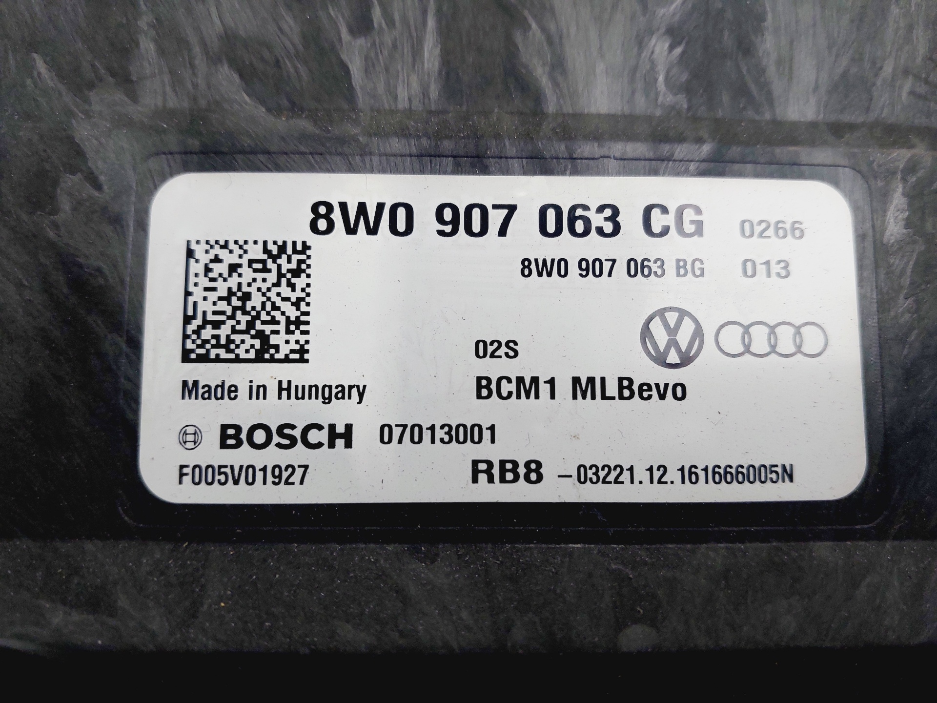 AUDI A4 B9/8W (2015-2024) Други управляващи блокове 8W0907063CG 25690682