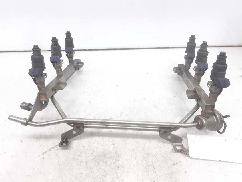 AUDI A6 C4/4A (1994-1997) Fuel Rail 078133681AJ 18437906