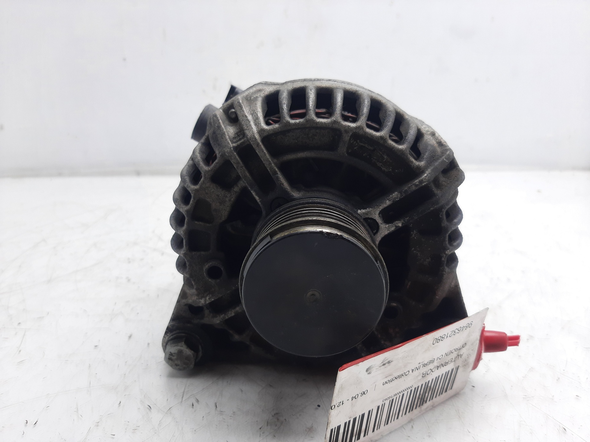 PEUGEOT C4 1 generation (2004-2011) Alternator 9646321880 24836777