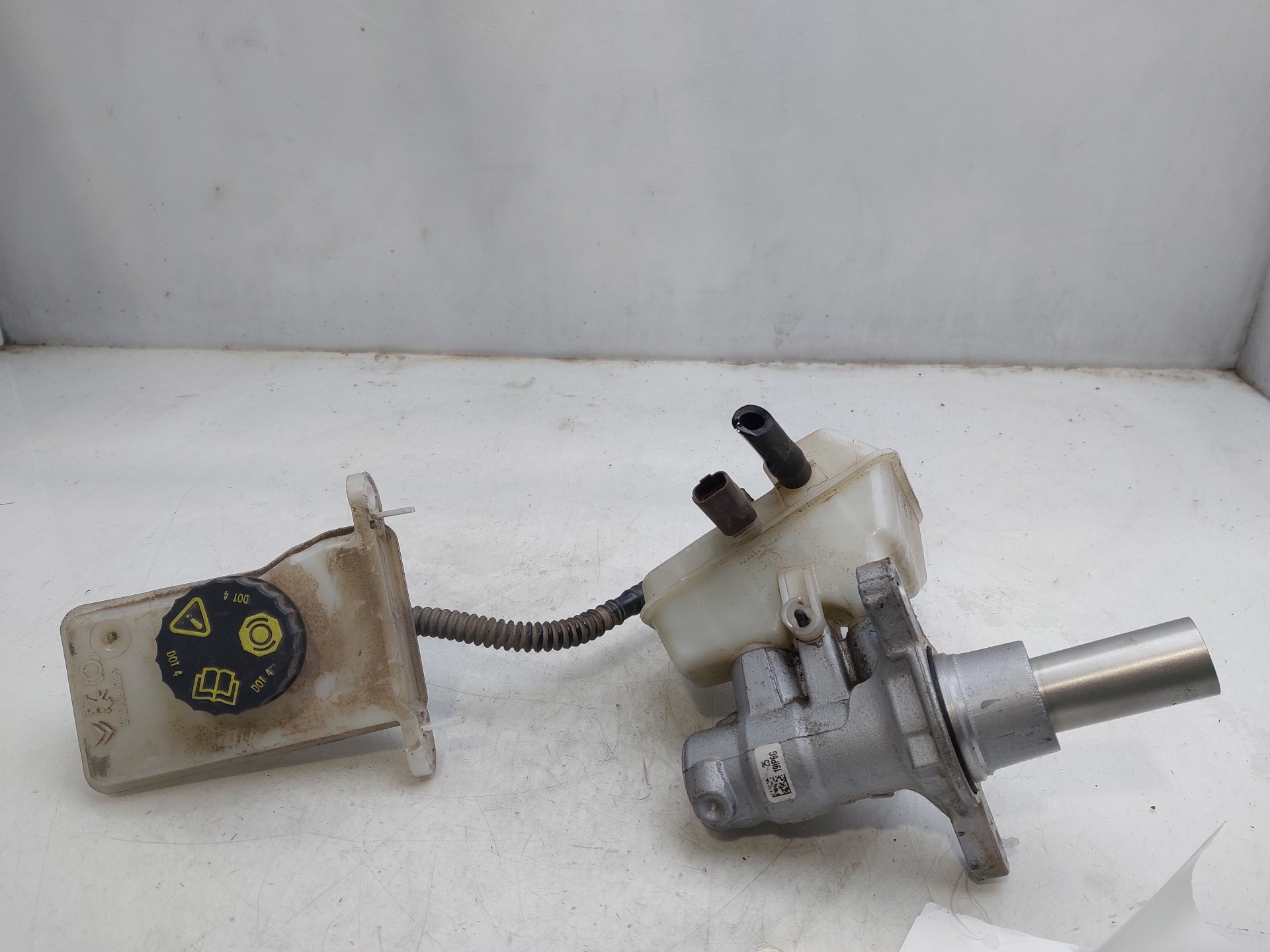 PEUGEOT 308 T7 (2007-2015) Brake Cylinder 1610017880 24947287