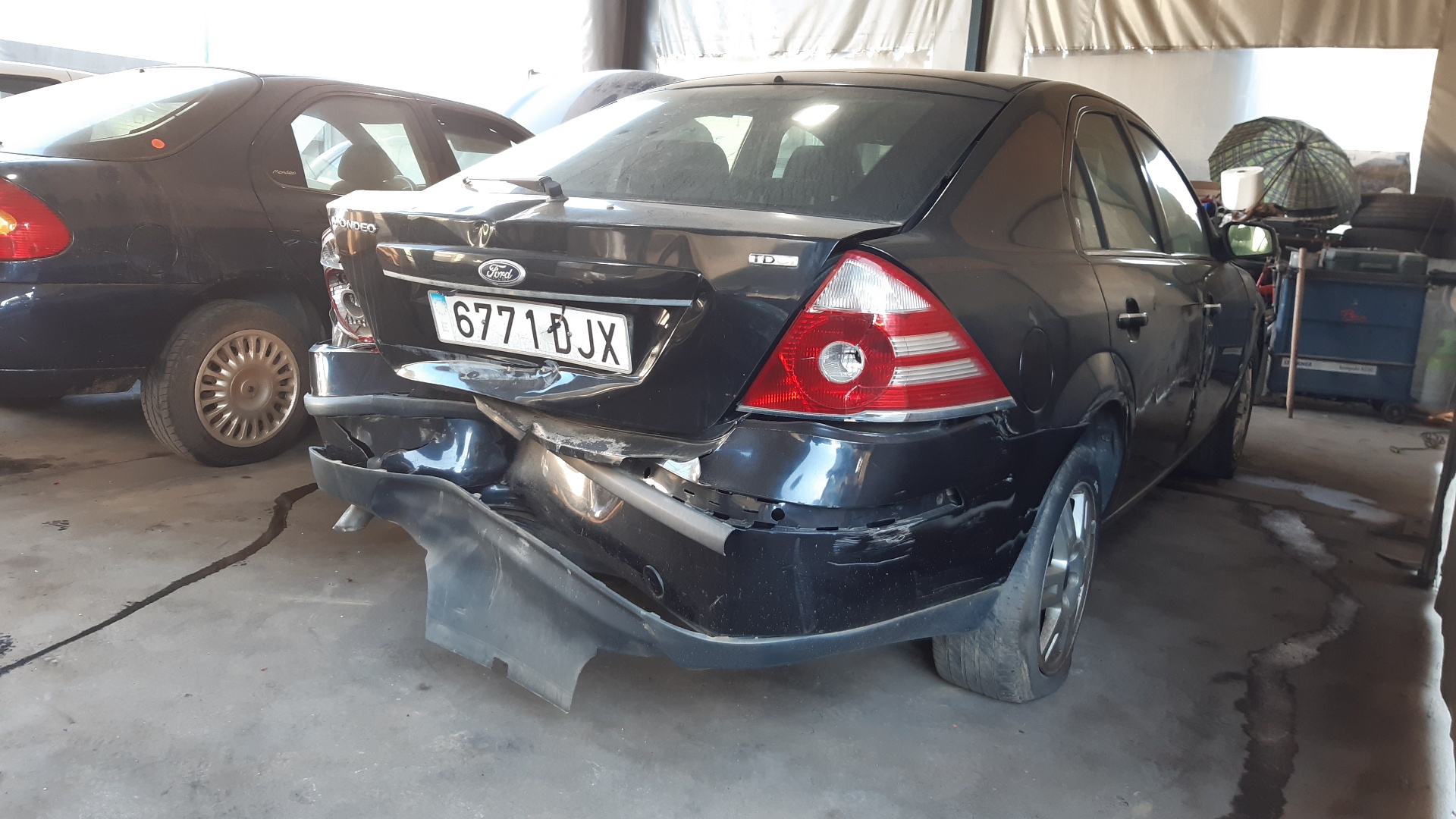 FORD Mondeo 3 generation (2000-2007) Priekinis dešinys žibintas 1S7113005SE 18669058