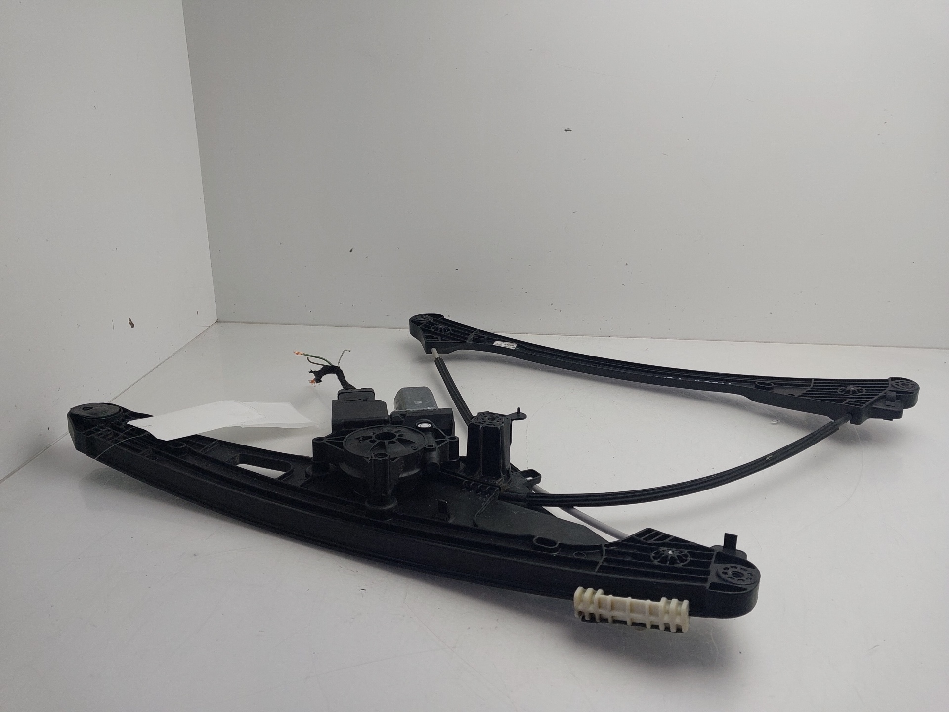 Alzacristalli anteriore sinistro YH01 9829482380 de Citroen C5 aircross 2018-0 131 CV con 131516 km - pieza usada