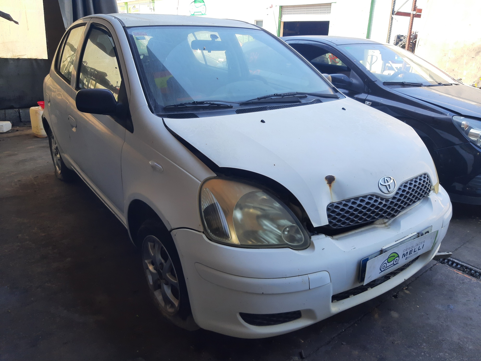 TOYOTA Yaris 1 generation (1999-2005) Forreste højre skærm 538110D010 25109255