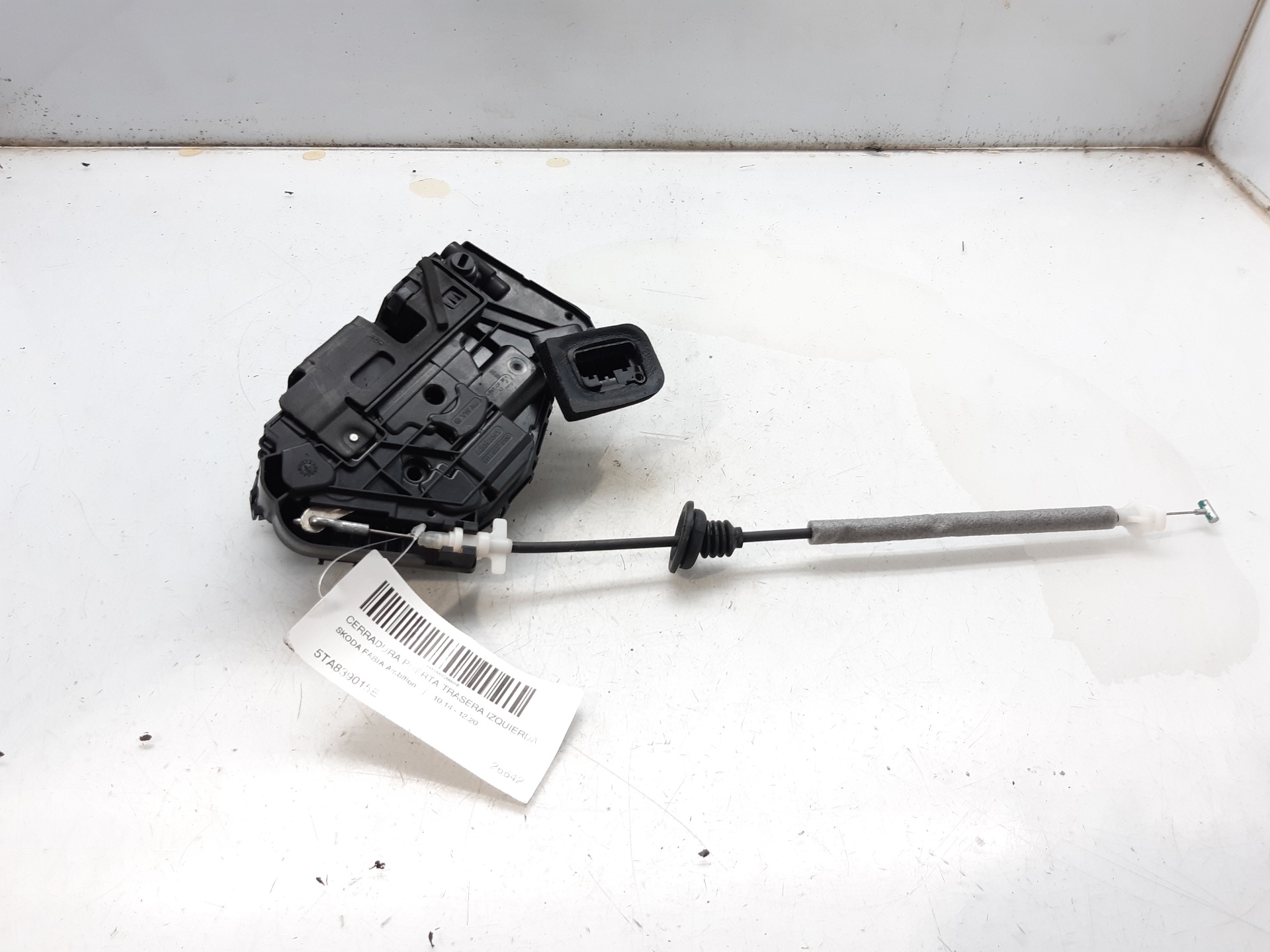 SKODA Yeti 1 generation (2009-2018) Rear Left Door Lock 5TA839015E 22322324