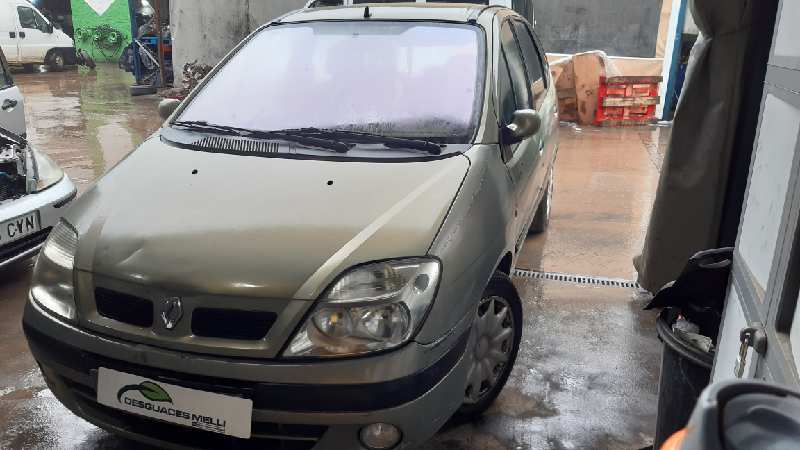 RENAULT Megane 1 generation (1995-2003) Priekinis kairys žibintas 7700432098 18628638