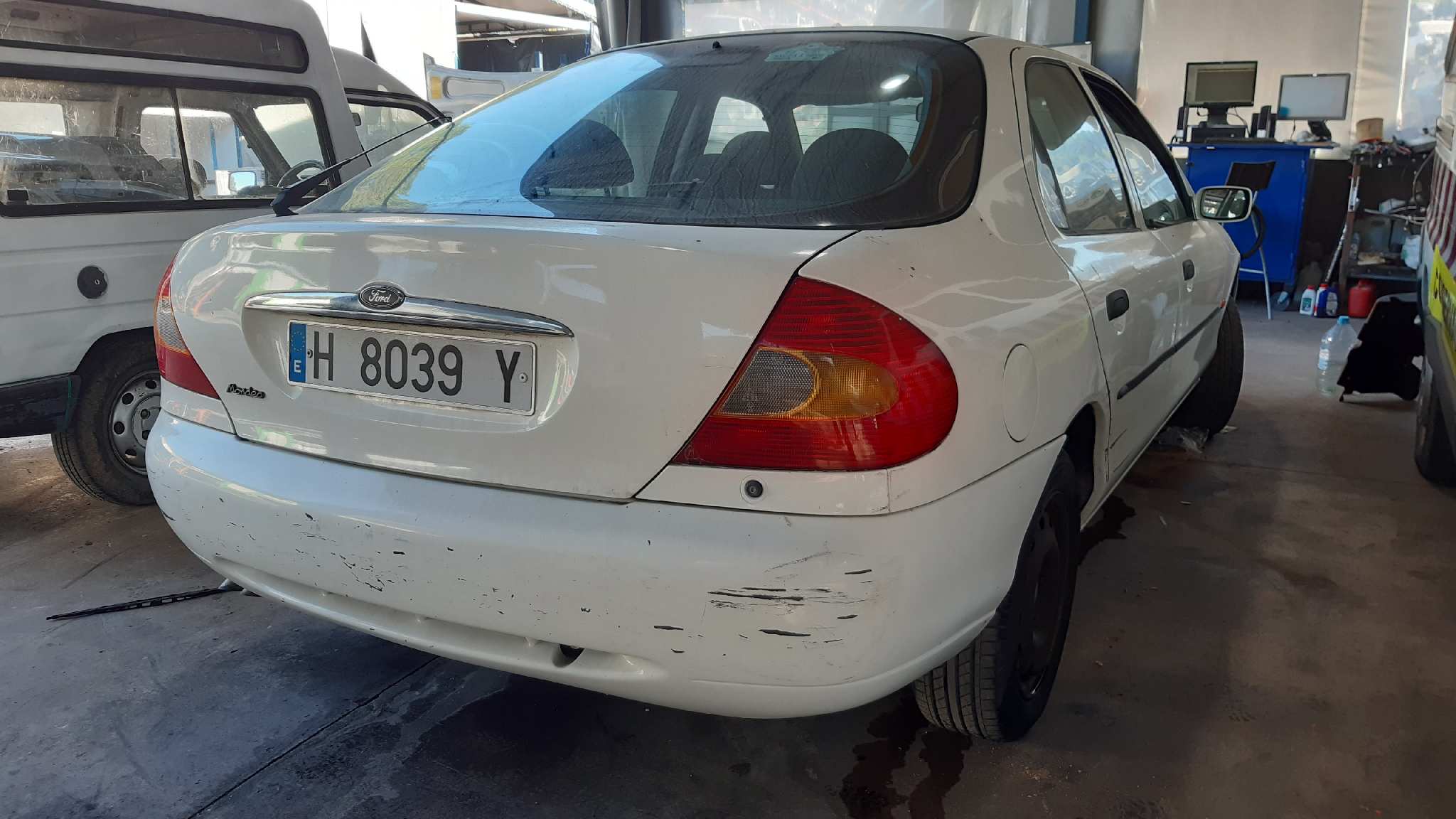 FORD Mondeo 2 generation (1996-2000) Muut ohjausyksiköt 93BG17B676BA 22131245