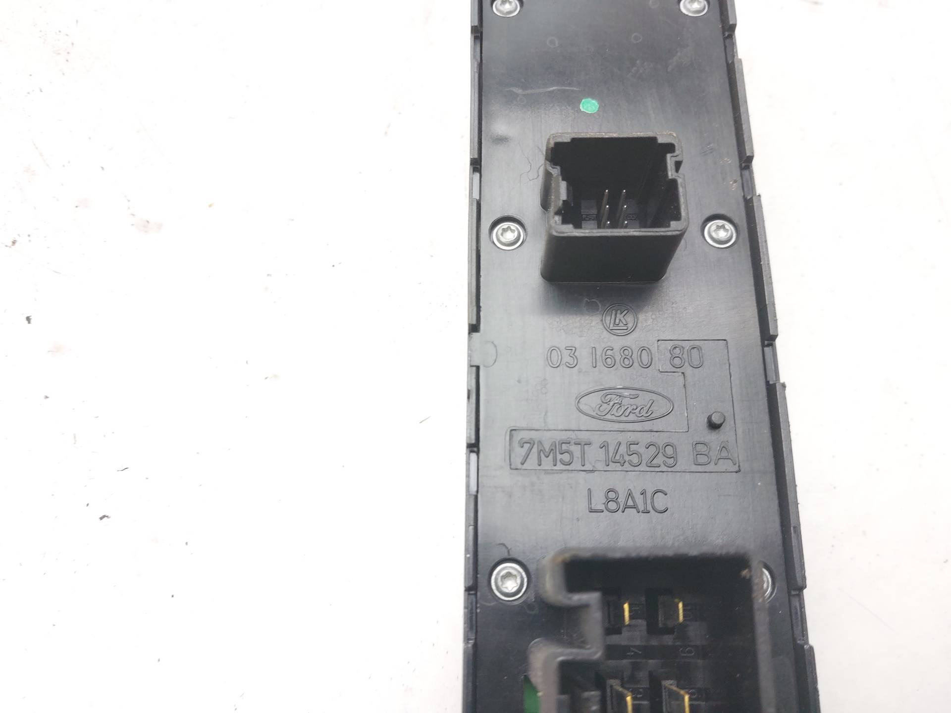 PEUGEOT Focus 2 generation (2004-2011) Front Left Door Window Switch 7M5T14529BA 22490879