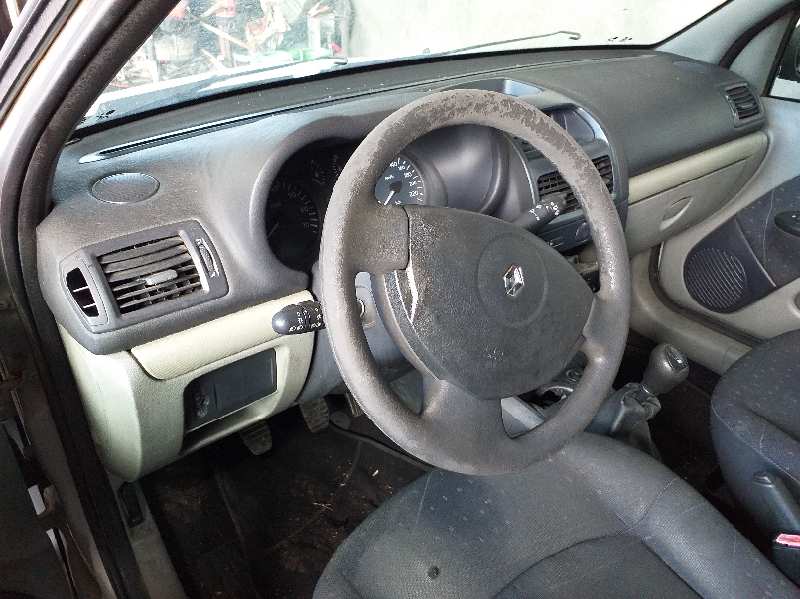 RENAULT Clio 2 generation (1998-2013) Стартер 8200227092 18590152