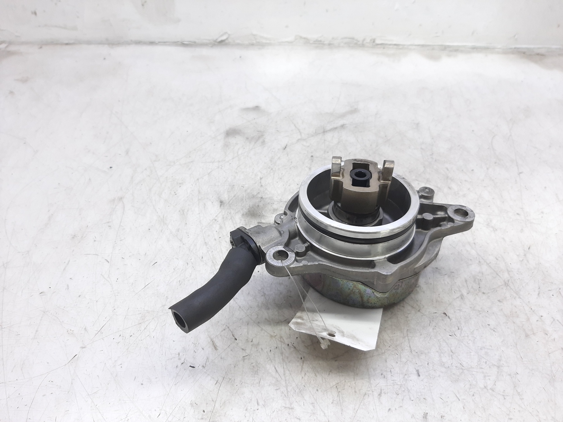 BMW 3 Series E90/E91/E92/E93 (2004-2013) Vacuum Pump 11667791232 25059387