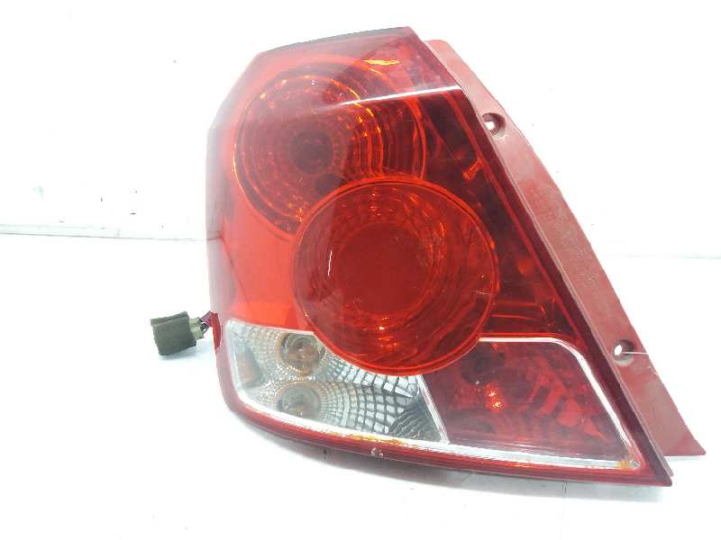 Feu arrière gauche B12S1 96540268 de Chevrolet Kalos (klas) 2003-0 72 CV con 129908 km