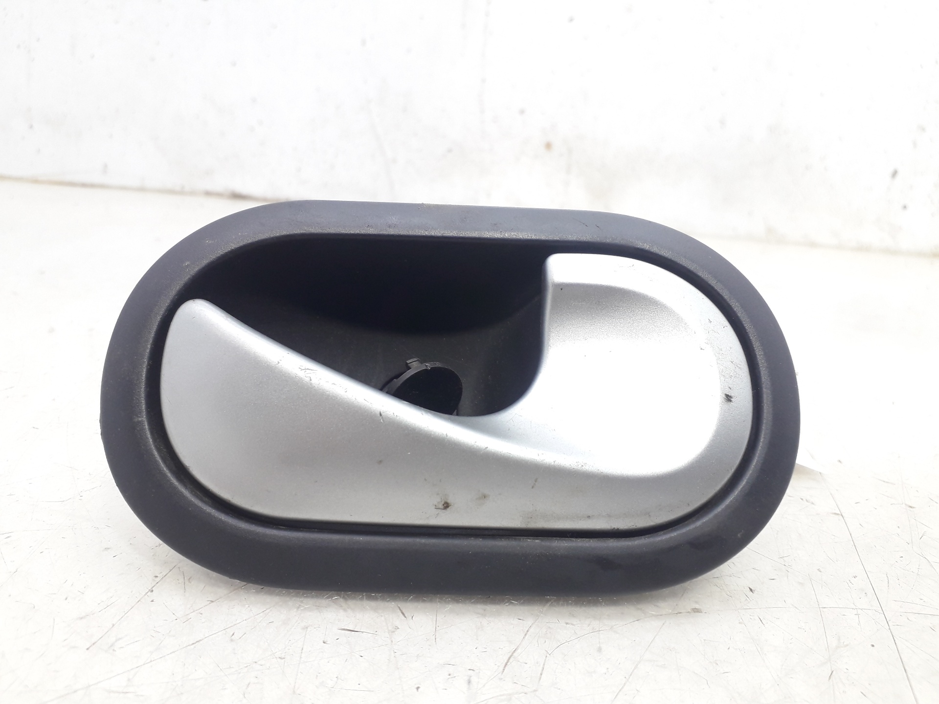 RENAULT Clio 3 generation (2005-2012) Right Rear Internal Opening Handle 310580 18788417