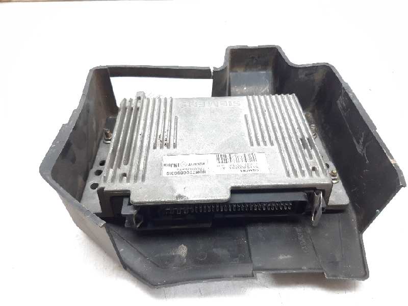 SAAB Megane 1 generation (1995-2003) Variklio kompiuteris 7700105979 24892966