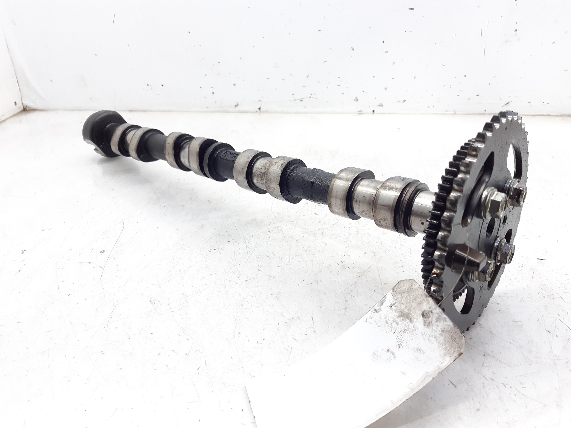 TOYOTA Verso 1 generation (2009-2015) Exhaust Camshaft 135020R011 18763657