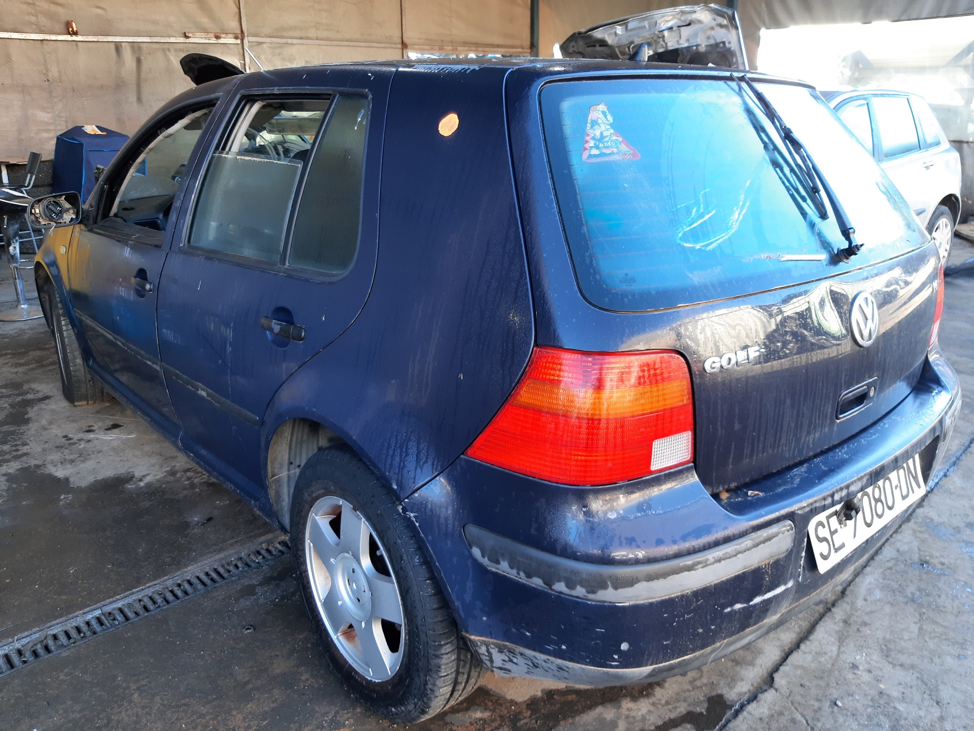 VOLKSWAGEN Bora 1 generation (1998-2005) Полуось передний левый 1J0407271Q 18758017