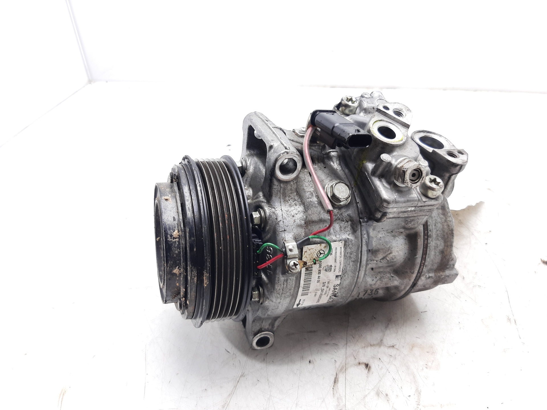 MERCEDES-BENZ C-Class W205/S205/C205 (2014-2023) Air Condition Pump A0008304400 22333486