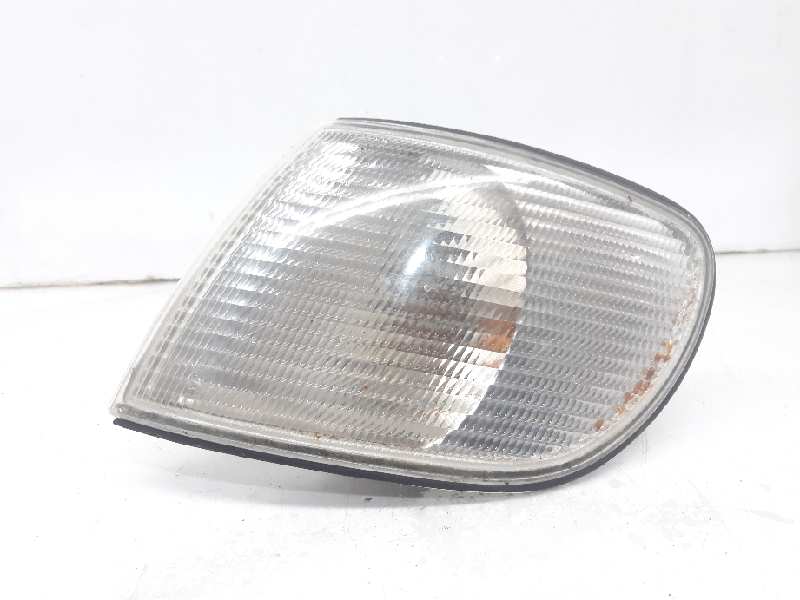 AUDI 100 4A/C4 (1990-1994) Front Right Fender Turn Signal 4A0953050D 24139199