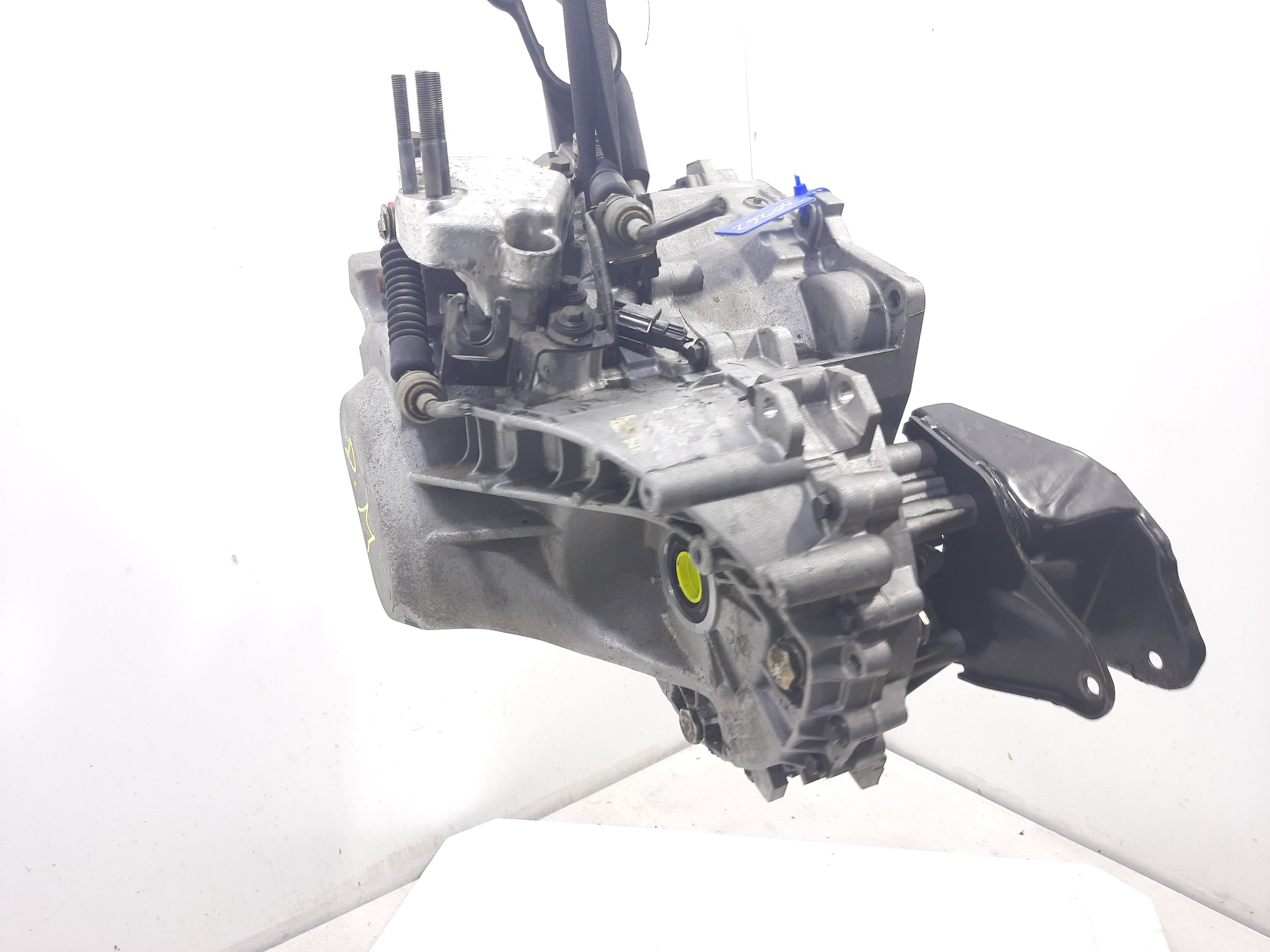 VOLVO S40 1 generation (1996-2004) Gearbox D4192T3 24071621